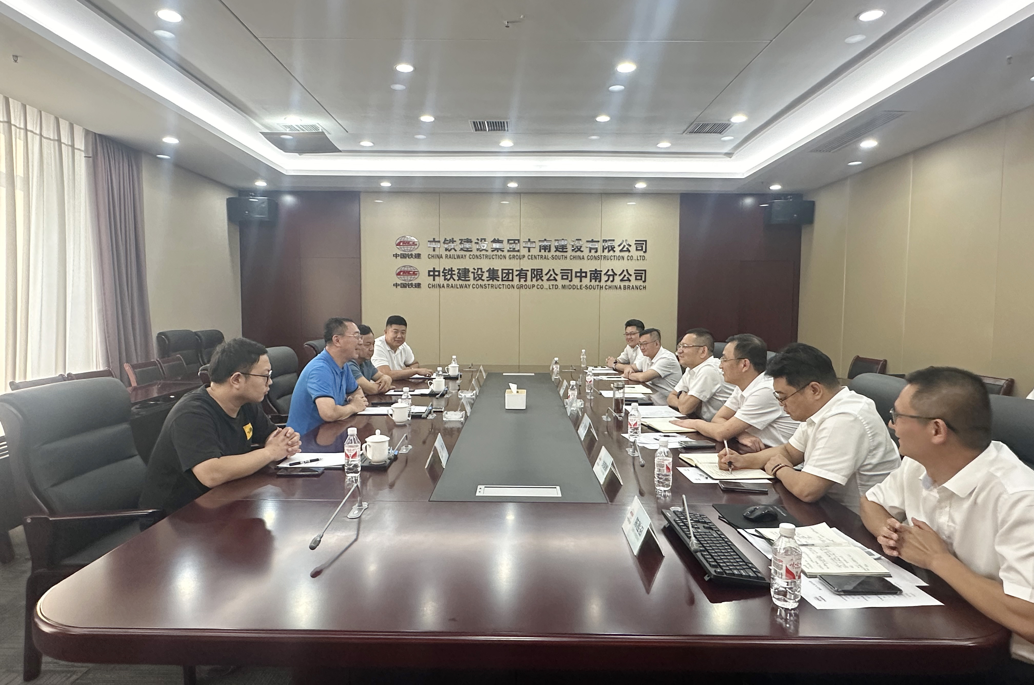 1725521340414473.jpg 1725521340414473.jpg